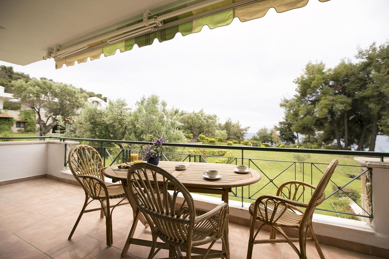 Blue Crab, Beachfront House In Kalandra #Feelslikehome Hanioti Exterior foto